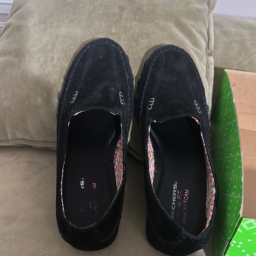 Skechers Black Flats Moccasin-Style Loafers